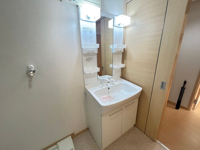 物件内観写真12　(洗面)