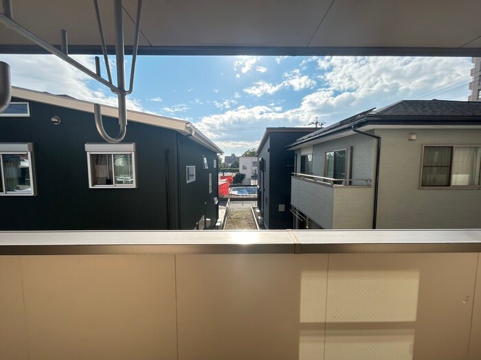 物件内観写真16　(室内からの展望)