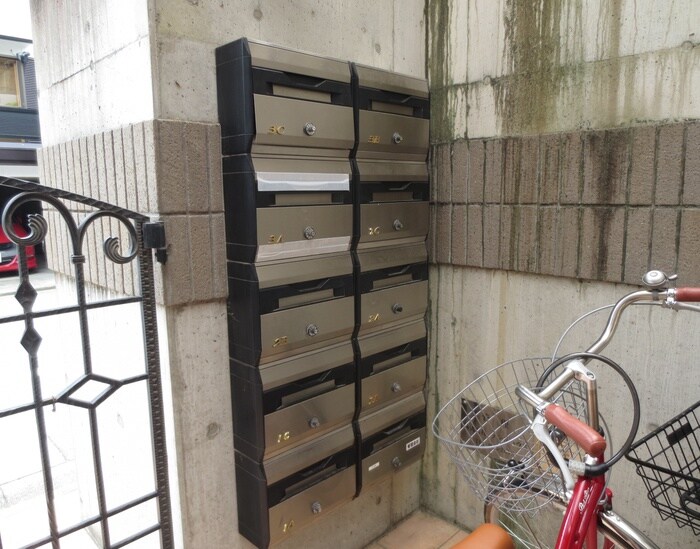 物件外観写真4　(建物設備)