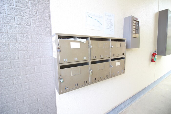 物件外観写真6　(建物設備)