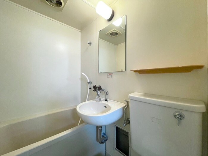 物件内観写真12　(洗面)