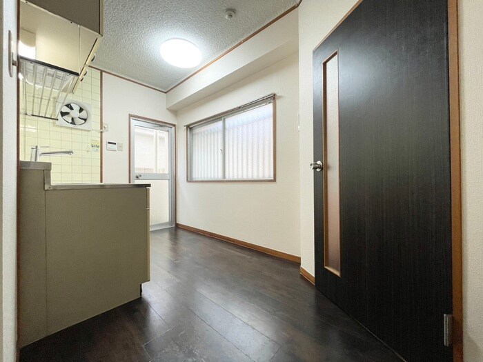 物件内観写真22　(居室)