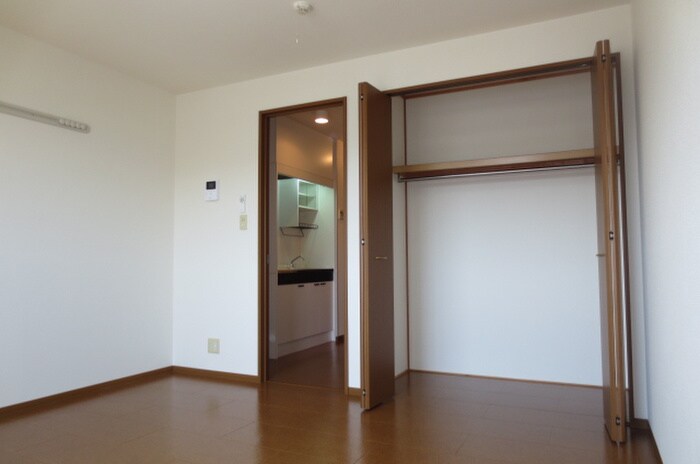 物件内観写真18　(居室)