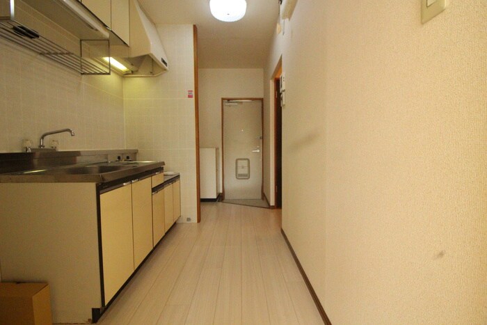 物件内観写真20　(廊下)