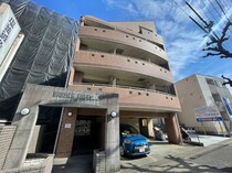 マンションリバーサイドの外観写真