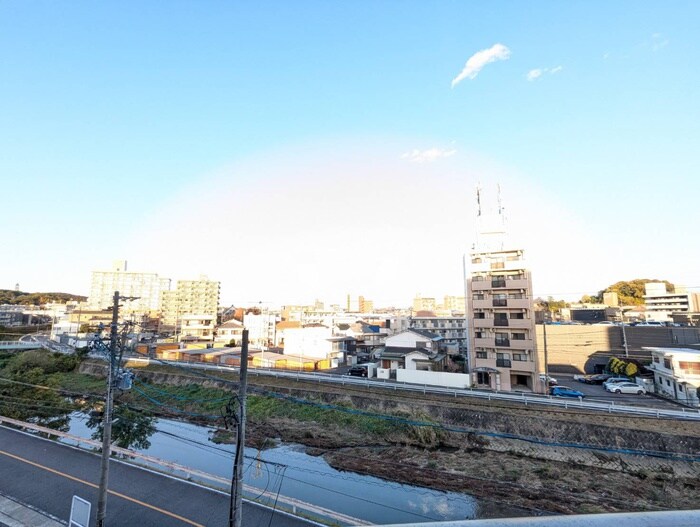 物件内観写真21　(室内からの展望)