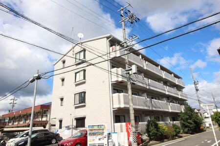 リバーサイド２３５外観写真