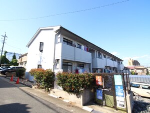 サニーヒルズ鳴丘Ａ棟外観写真