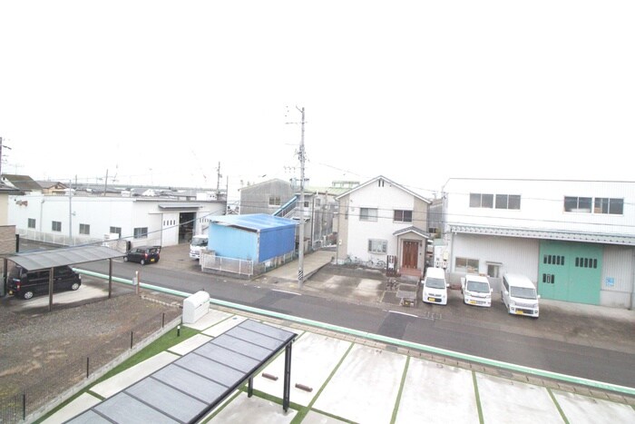 物件内観写真16　(室内からの展望)