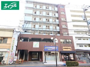 コーポ魚半外観写真