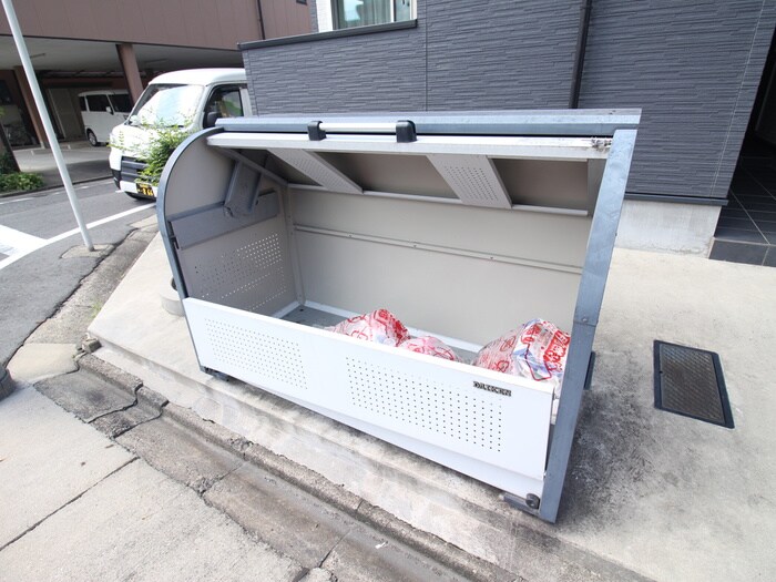 物件外観写真3　(建物設備)