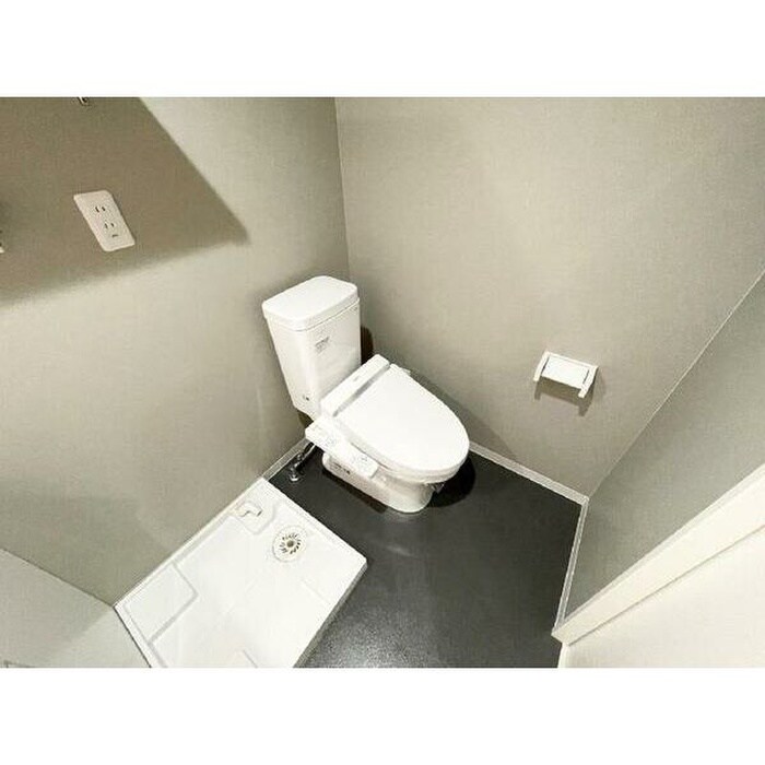 物件内観写真13　(トイレ)