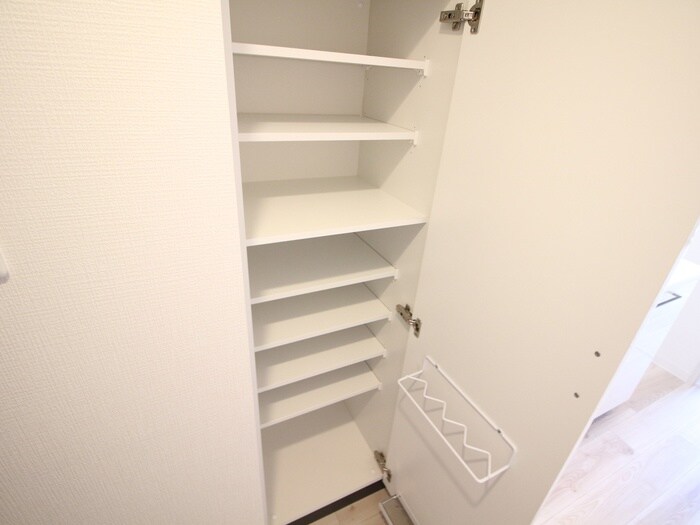 物件内観写真11　(靴箱)