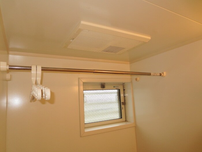 物件内観写真10　(内観写真)