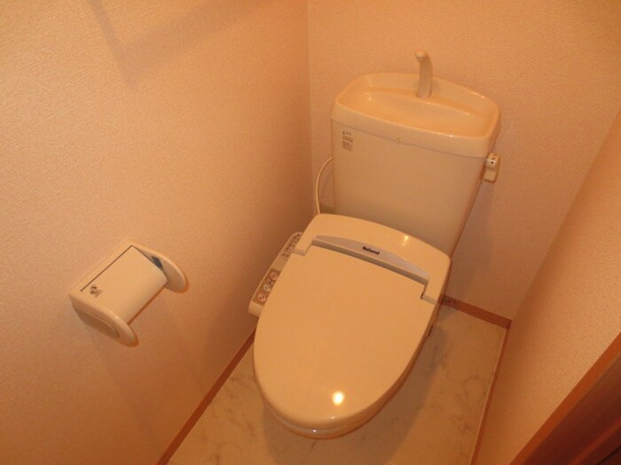 物件内観写真11　(トイレ)