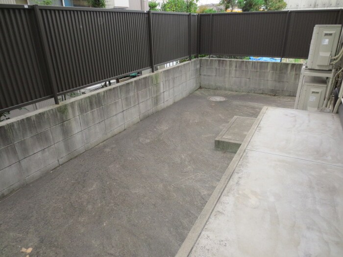 物件内観写真17　(室内からの展望)