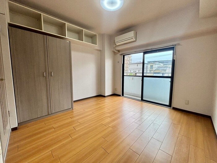 物件内観写真8　(居室)