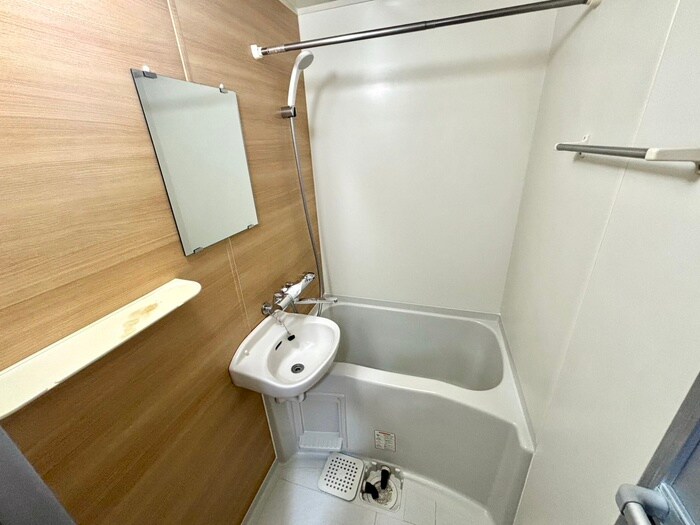 物件内観写真12　(バス／シャワールーム等)