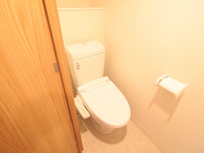 物件内観写真12　(トイレ)