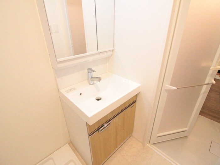 物件内観写真13　(洗面)