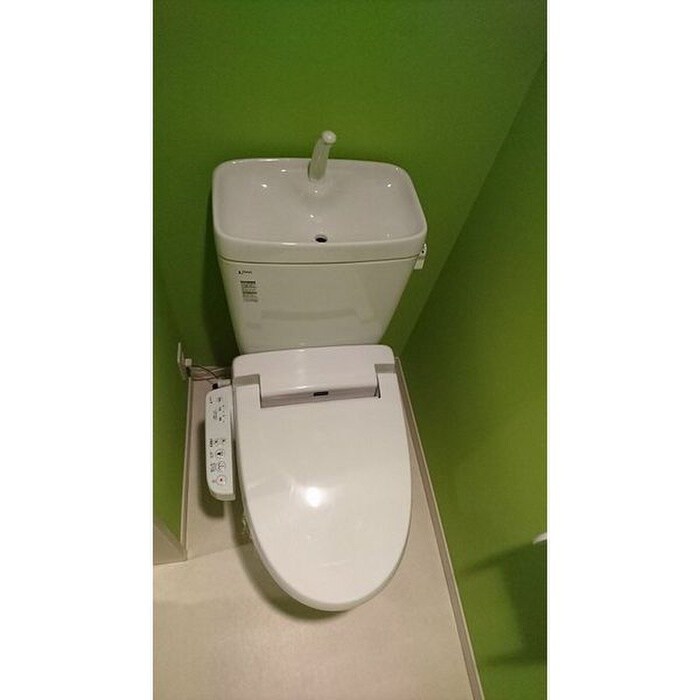 物件内観写真9　(トイレ)