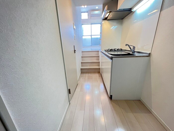 物件内観写真20　(廊下)