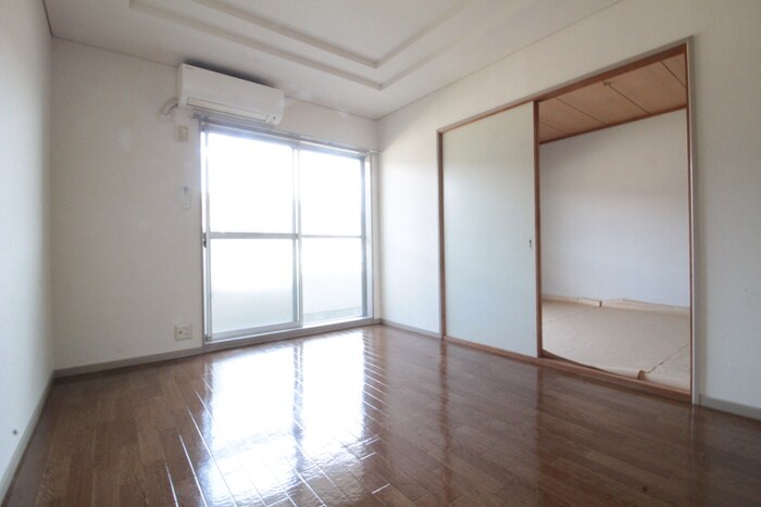 物件内観写真18　(居室)