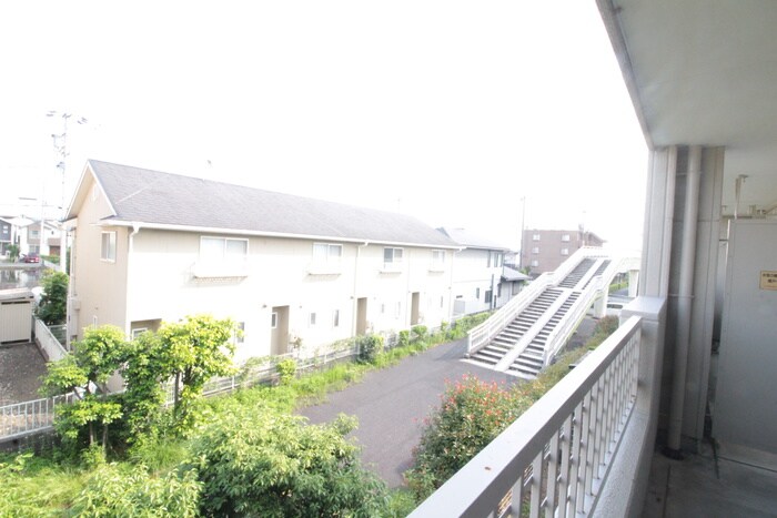 物件内観写真22　(室内からの展望)