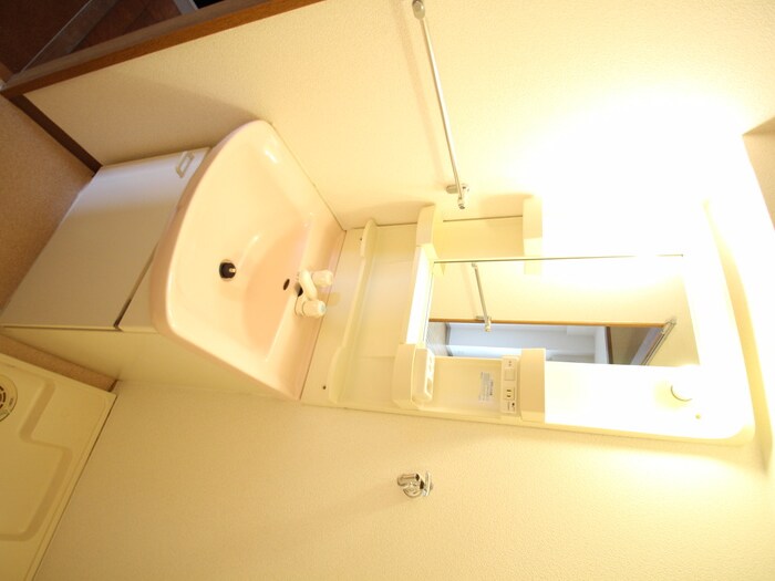 物件内観写真11　(洗面)