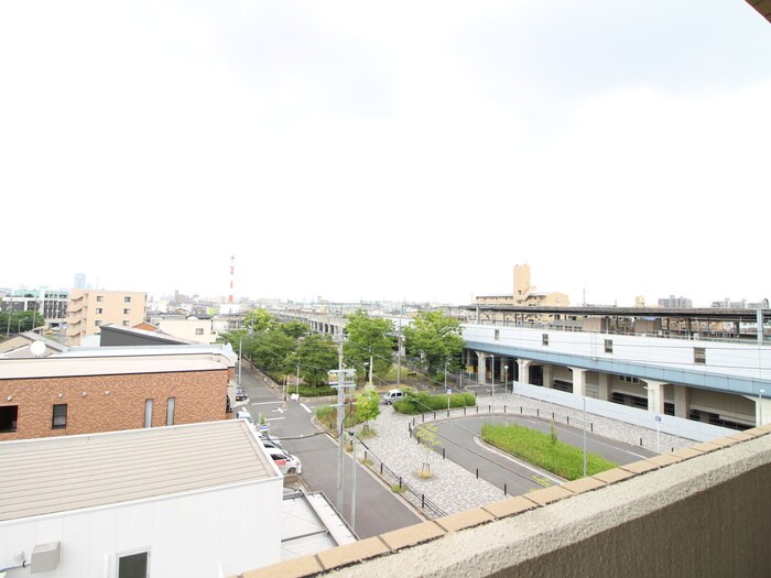 物件内観写真20　(室内からの展望)