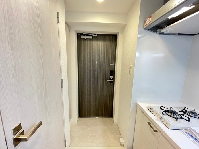 物件内観写真15　(玄関)