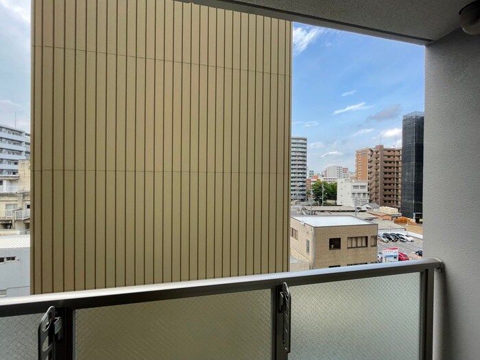 物件内観写真17　(室内からの展望)