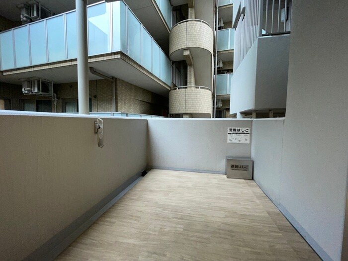 物件内観写真18　(ベランダ・バルコニー)