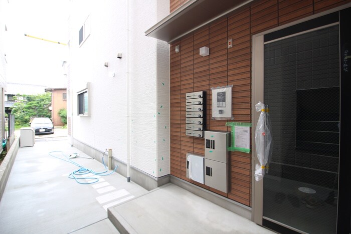 物件外観写真6　(建物設備)