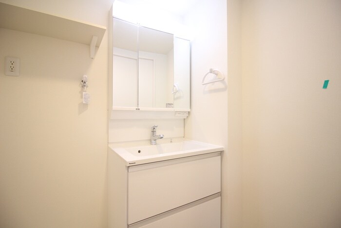 物件内観写真12　(洗面)