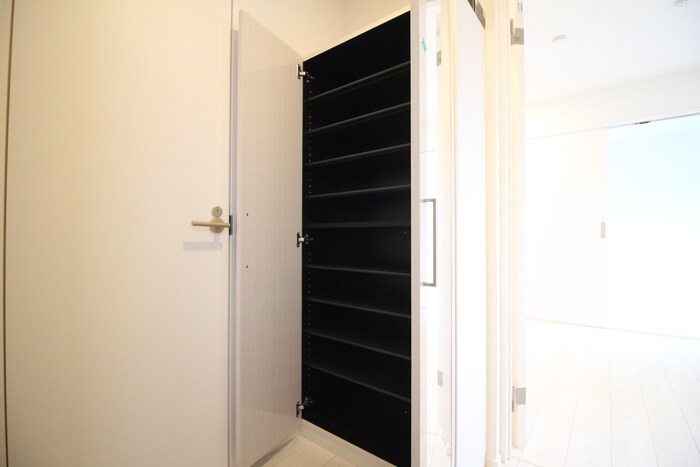 物件内観写真17　(靴箱)