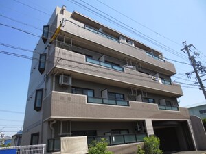 ソレ－ユ高畑外観写真