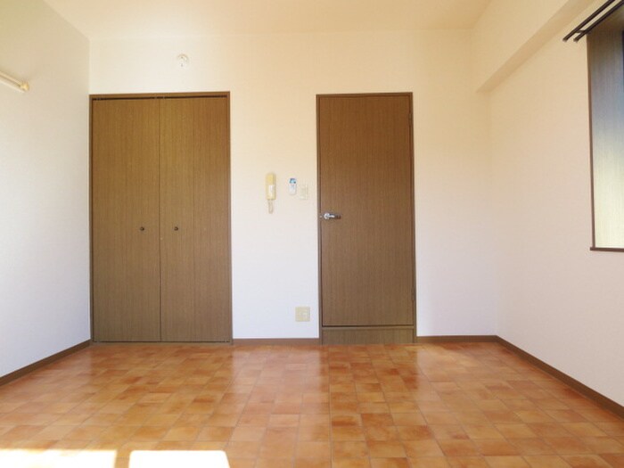 物件内観写真16　(居室)