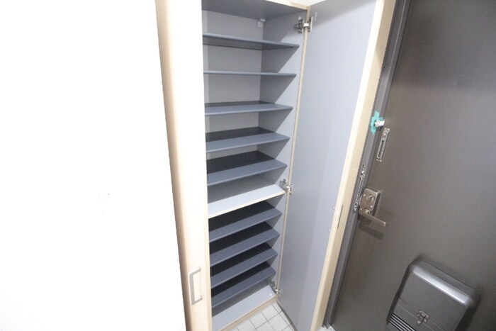 物件内観写真14　(靴箱)