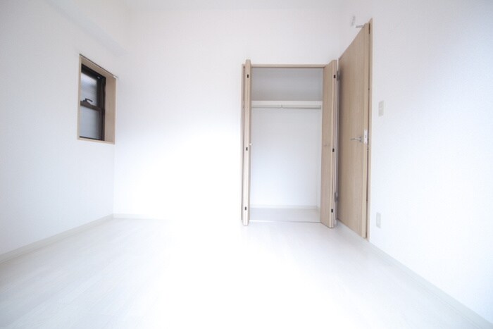 物件内観写真18　(居室)