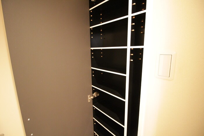 物件内観写真18　(靴箱)