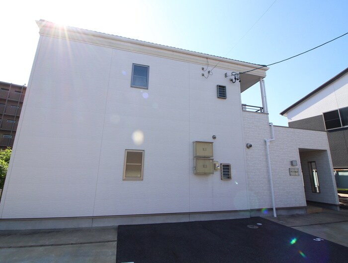 物件外観写真3　(外観写真)