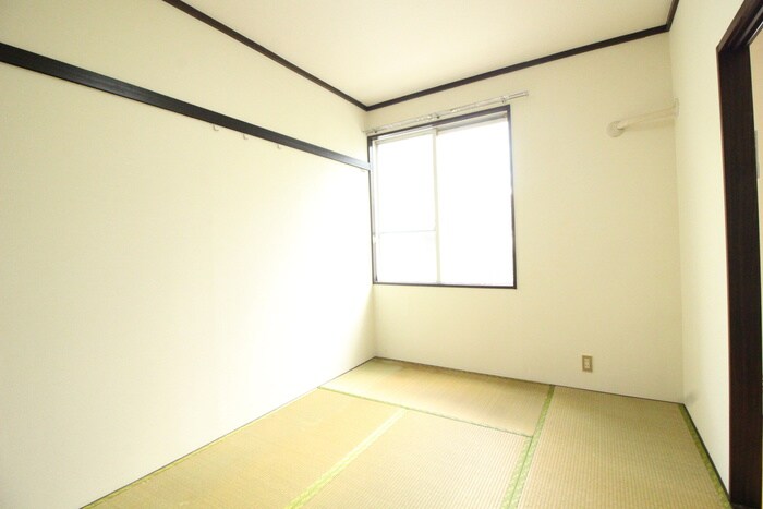 物件内観写真10　(居室)