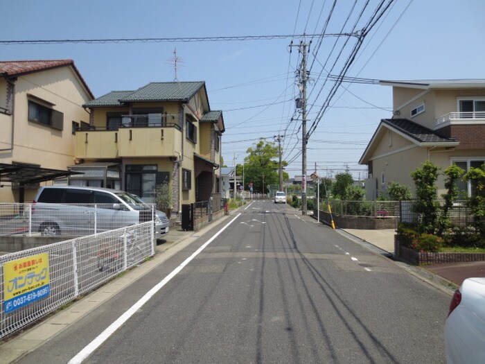 物件外観写真6　(周辺環境)