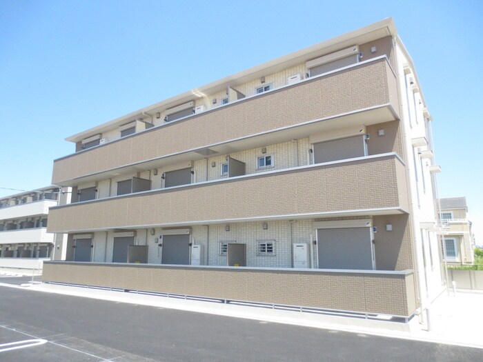 物件外観写真1　(外観写真)