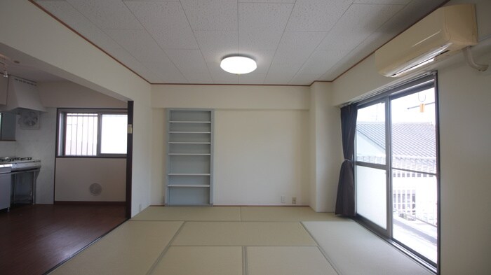 物件内観写真12　(居室)