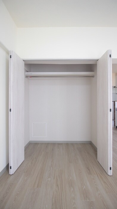 物件内観写真13　(収納)