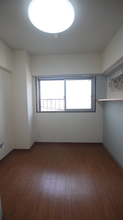物件内観写真16　(居室)