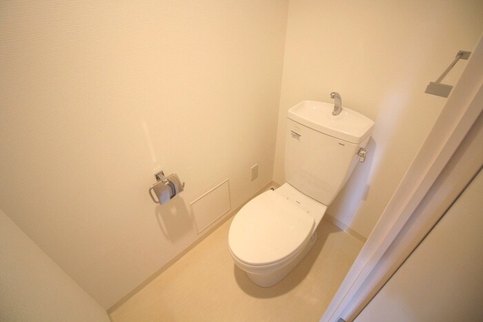 物件内観写真13　(トイレ)