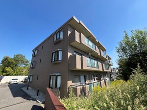 オークヒルズ川名山外観写真